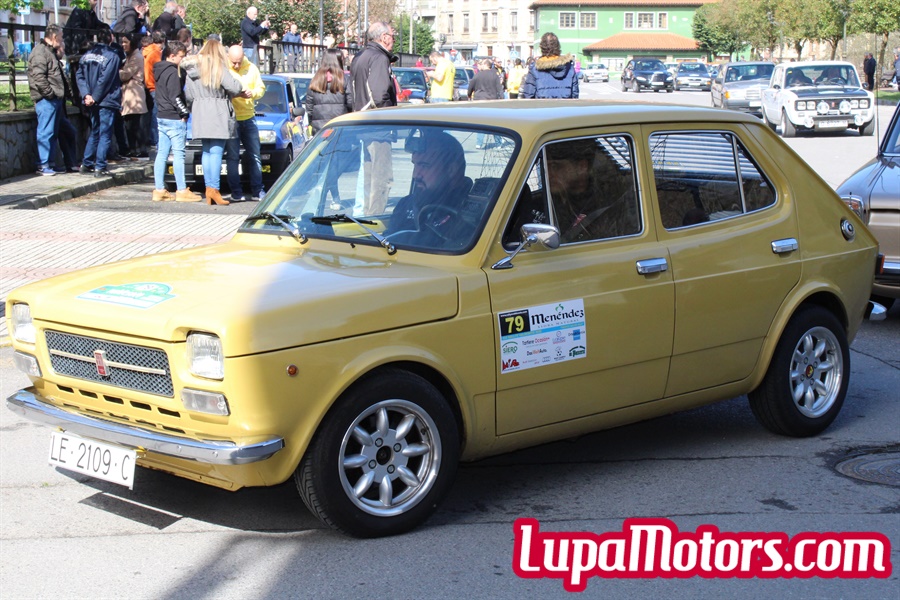 Seat 127 amarillo en el Rallye Valdesoto 2020