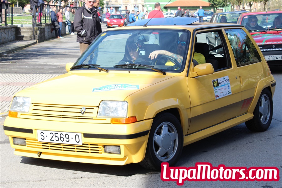 Renault 5 amarillo en el Rallye Valdesoto 2020