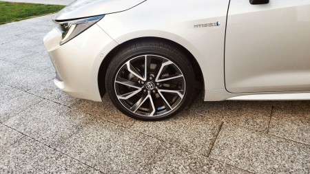 Lexus/toyota Toyota Corolla 2.0 180H Advance