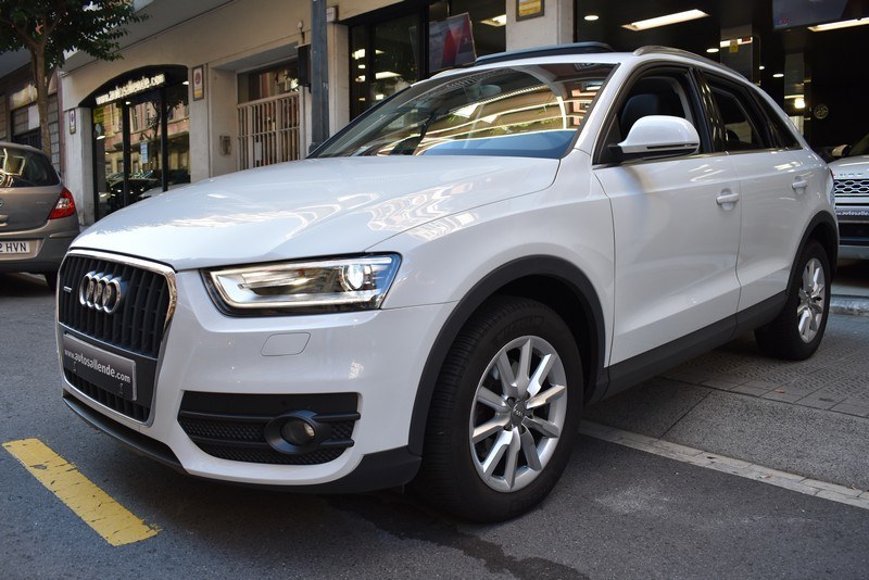 Audi Q3 Attraction 2.0 TDI quattro S tronic 140 CV