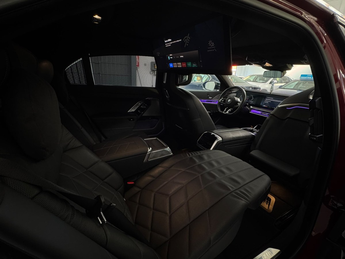 Bmw Serie 7  M760e xDrive G70