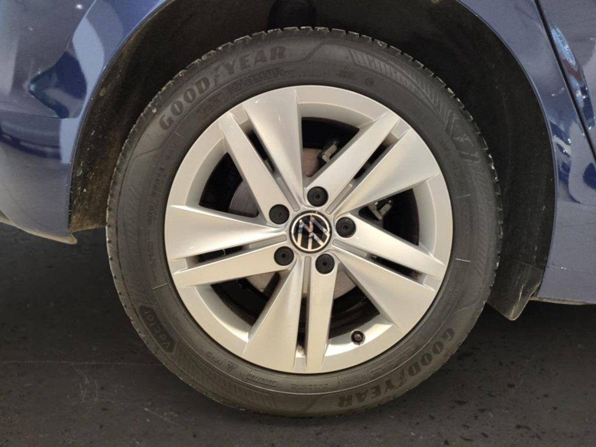 Volkswagen Golf Life