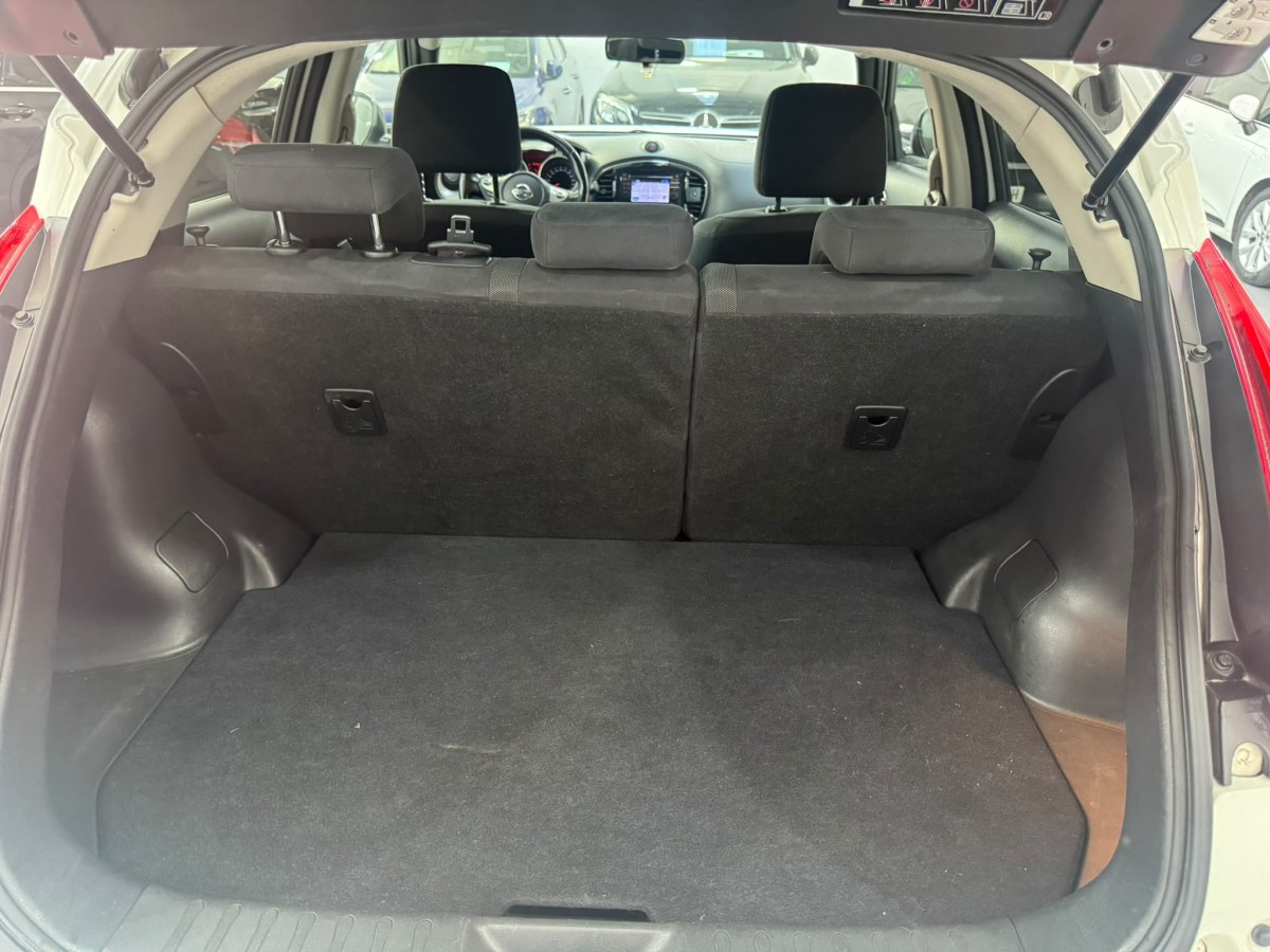 Nissan Juke 1.6i 16V Visia 4X2 117 CV