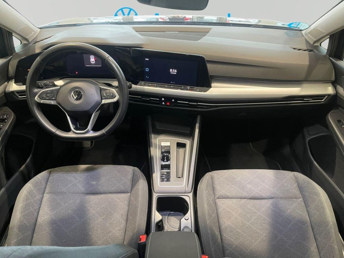 Volkswagen Golf Variant Life