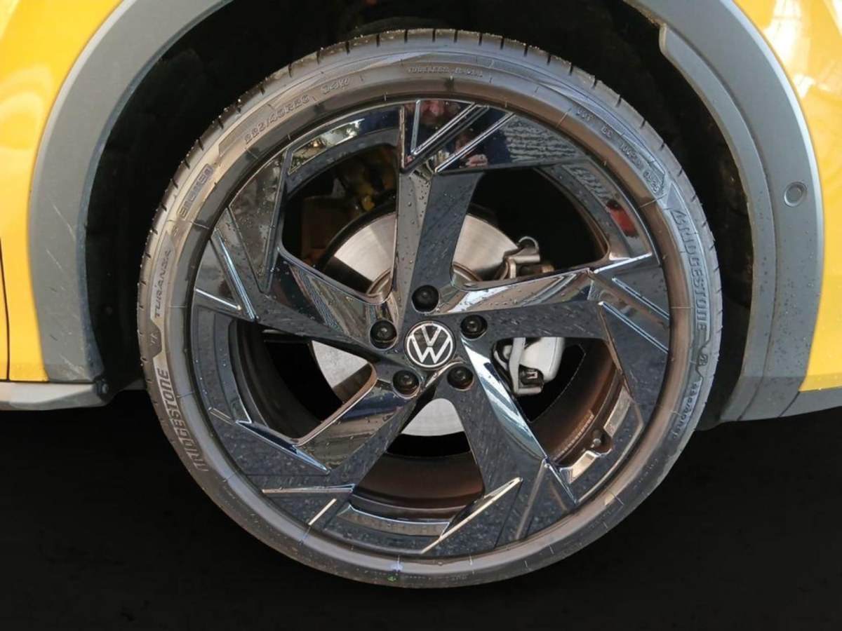 Volkswagen T-Roc R-Line 1st Edition