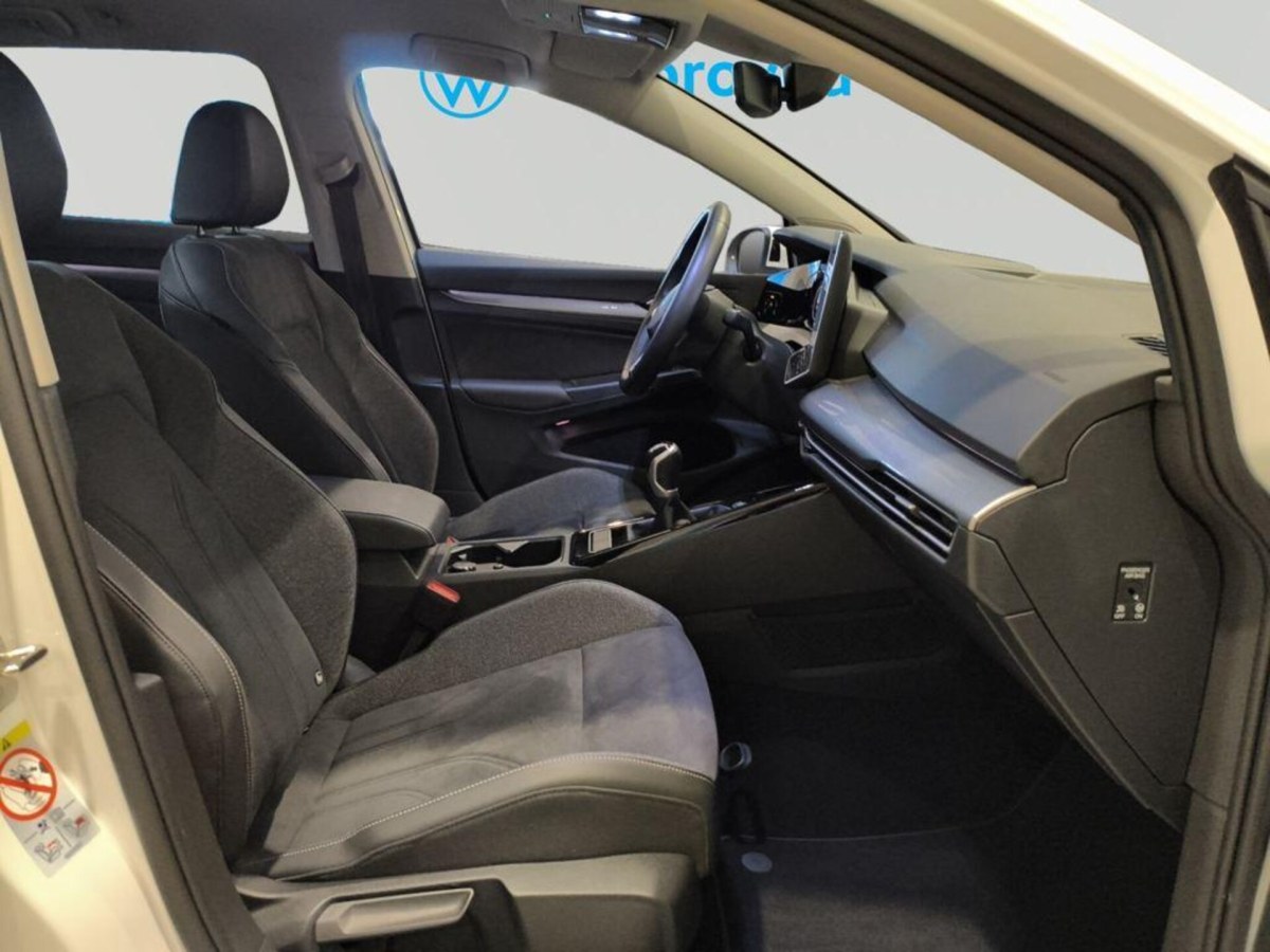 Volkswagen Golf Variant Style