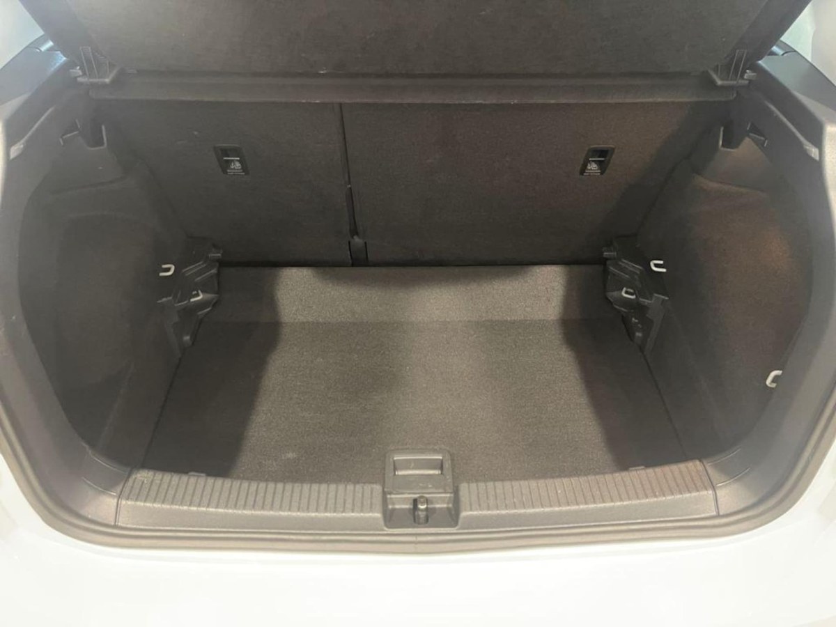 Volkswagen T-Cross Advance