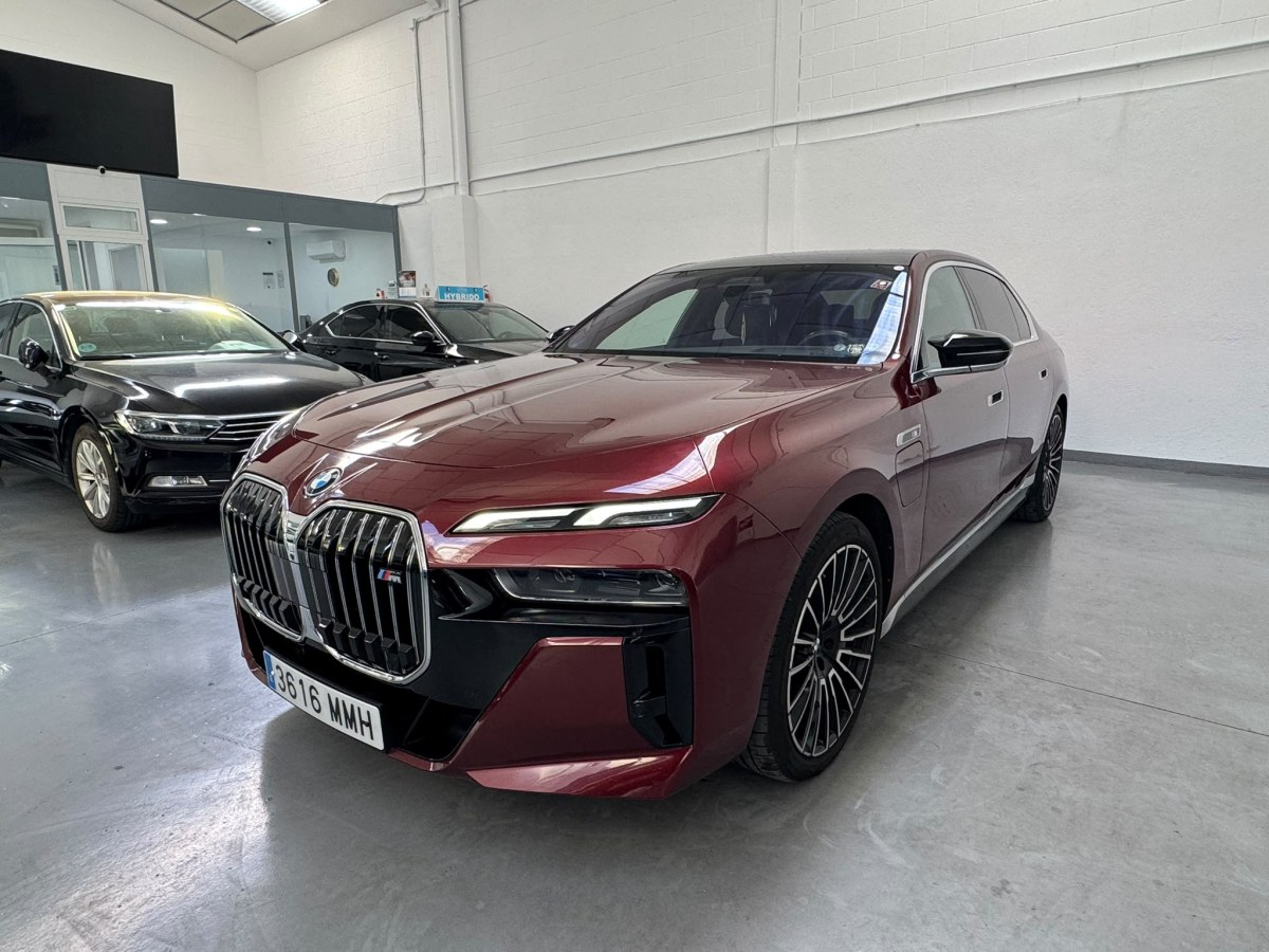 Bmw Serie 7  M760e xDrive G70