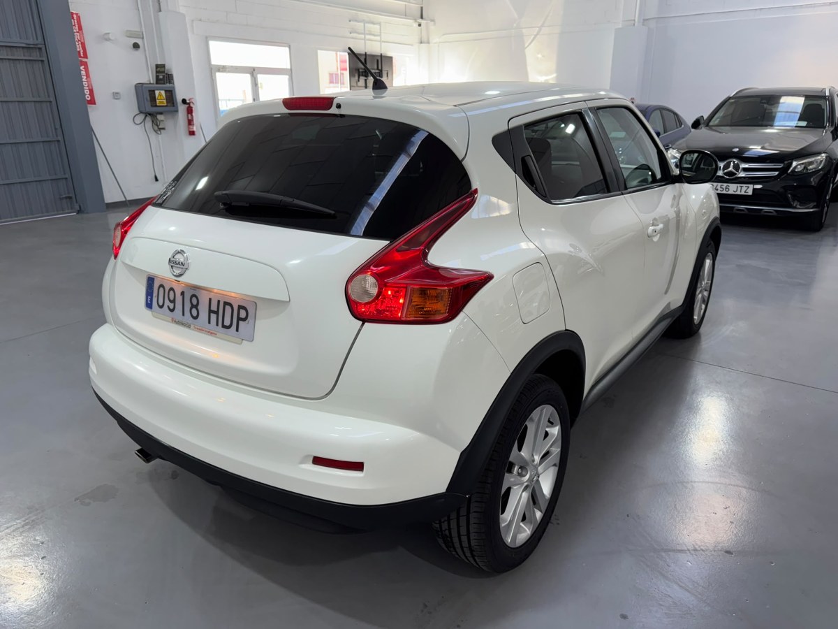 Nissan Juke 1.6i 16V Visia 4X2 117 CV