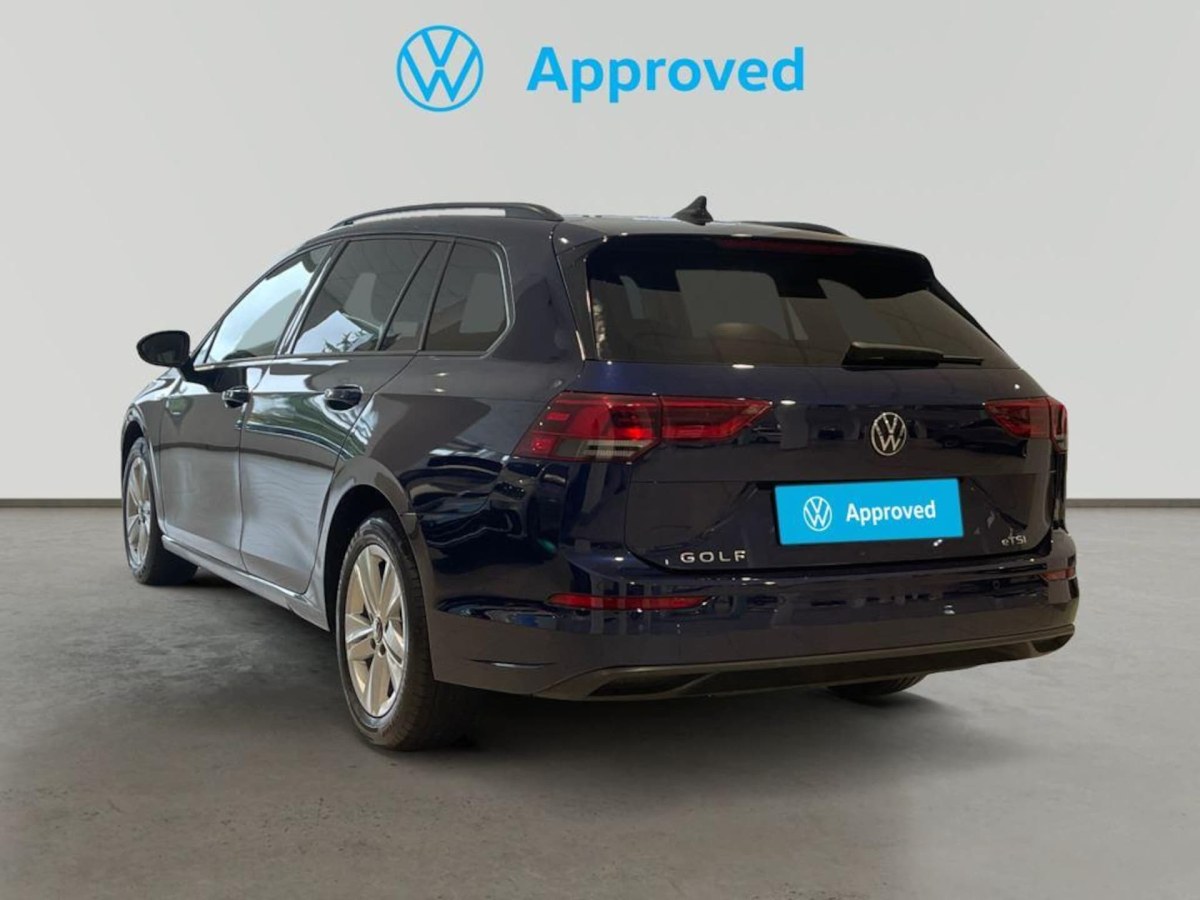 Volkswagen Golf Variant Life