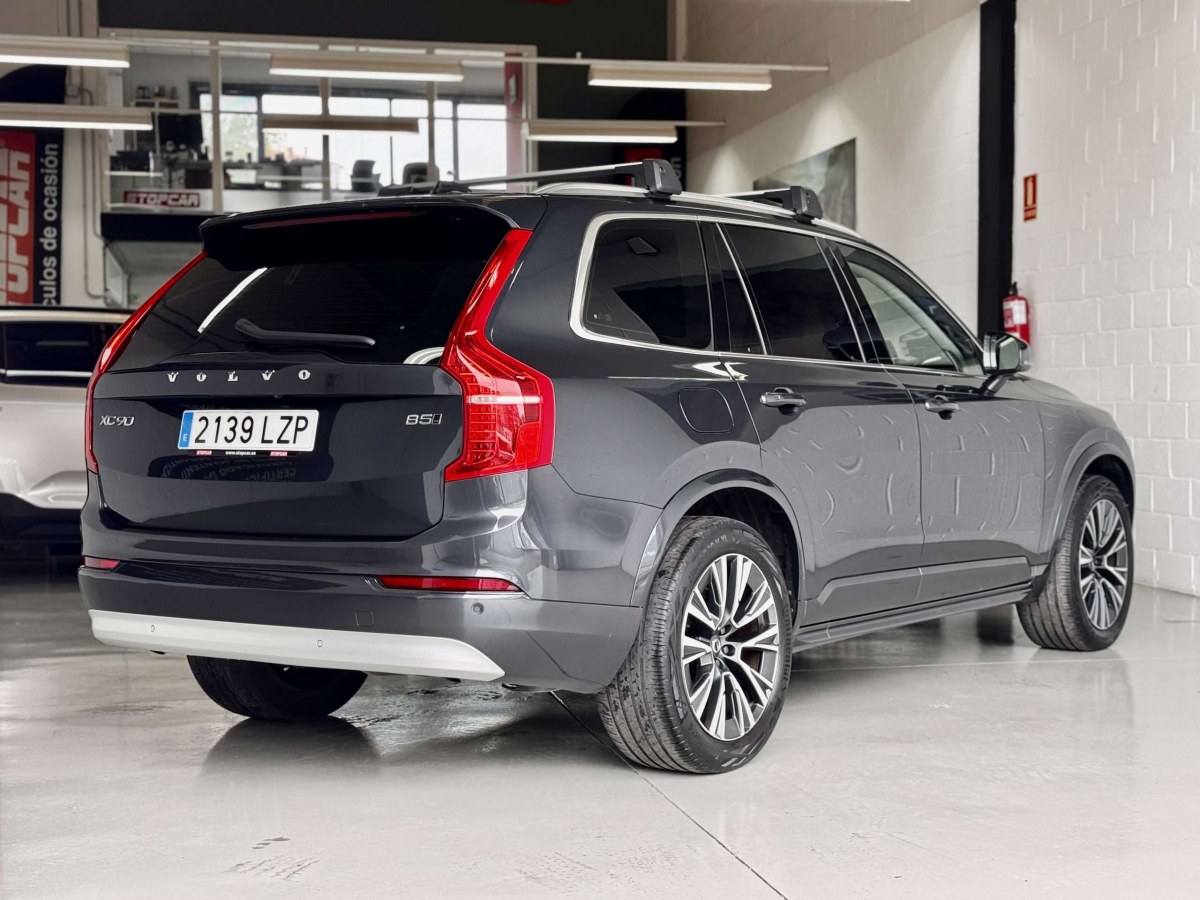 Volvo Xc90 2.0 B5 D AWD Momentum Pro Auto 235CV