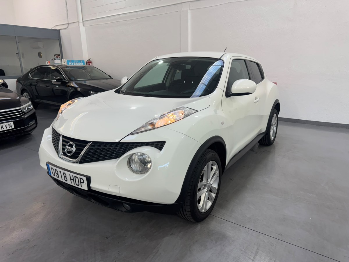 Nissan Juke 1.6i 16V Visia 4X2 117 CV