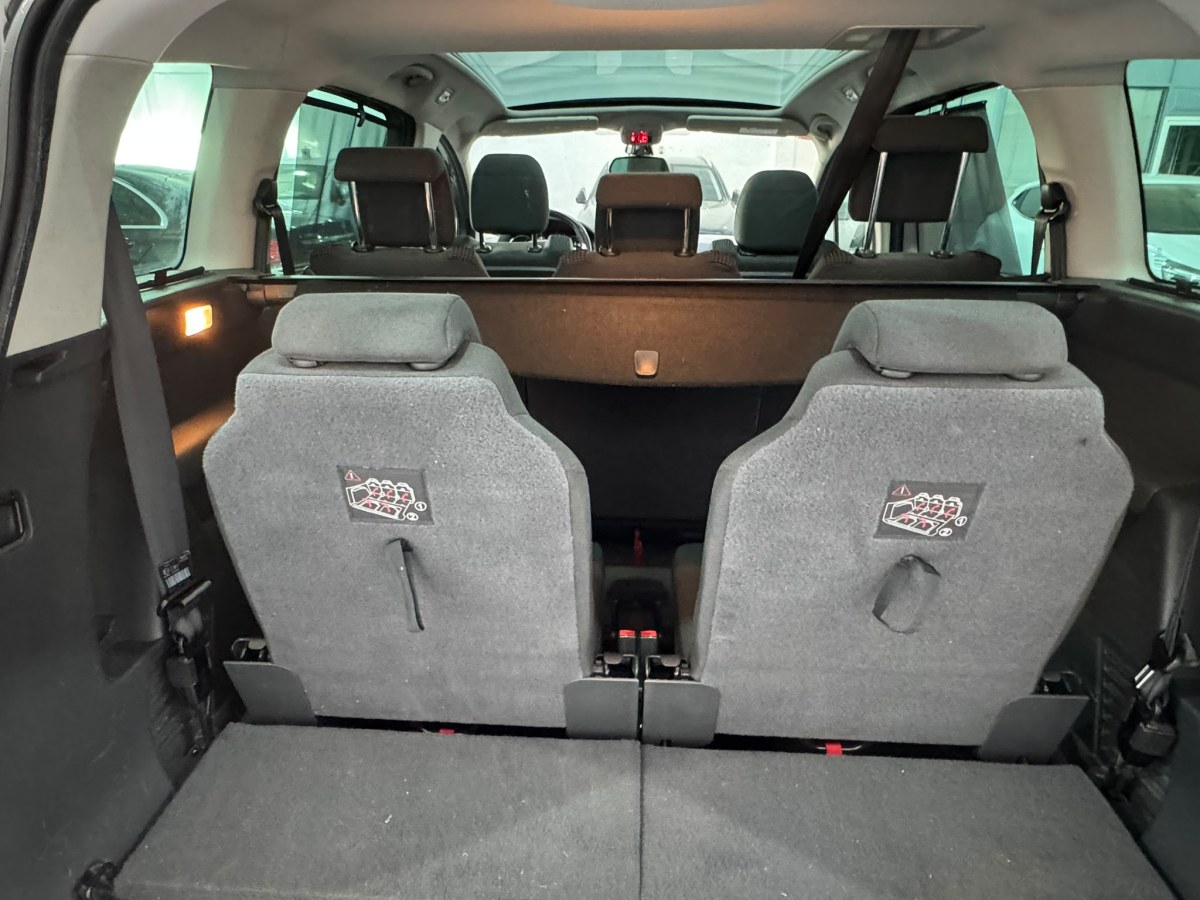 Peugeot 5008 1.6 BlueHDi Style 7 PLZ 120 CV