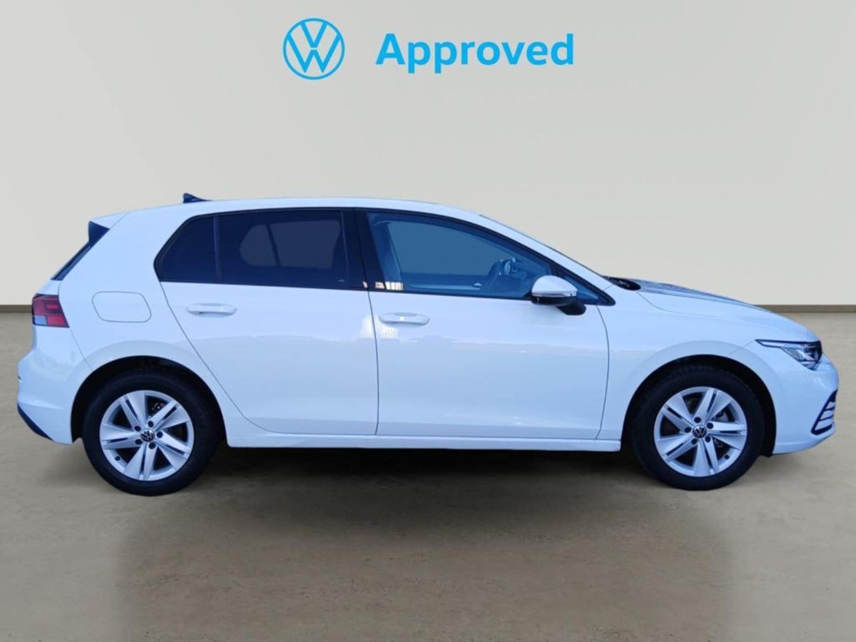 Volkswagen Golf Life