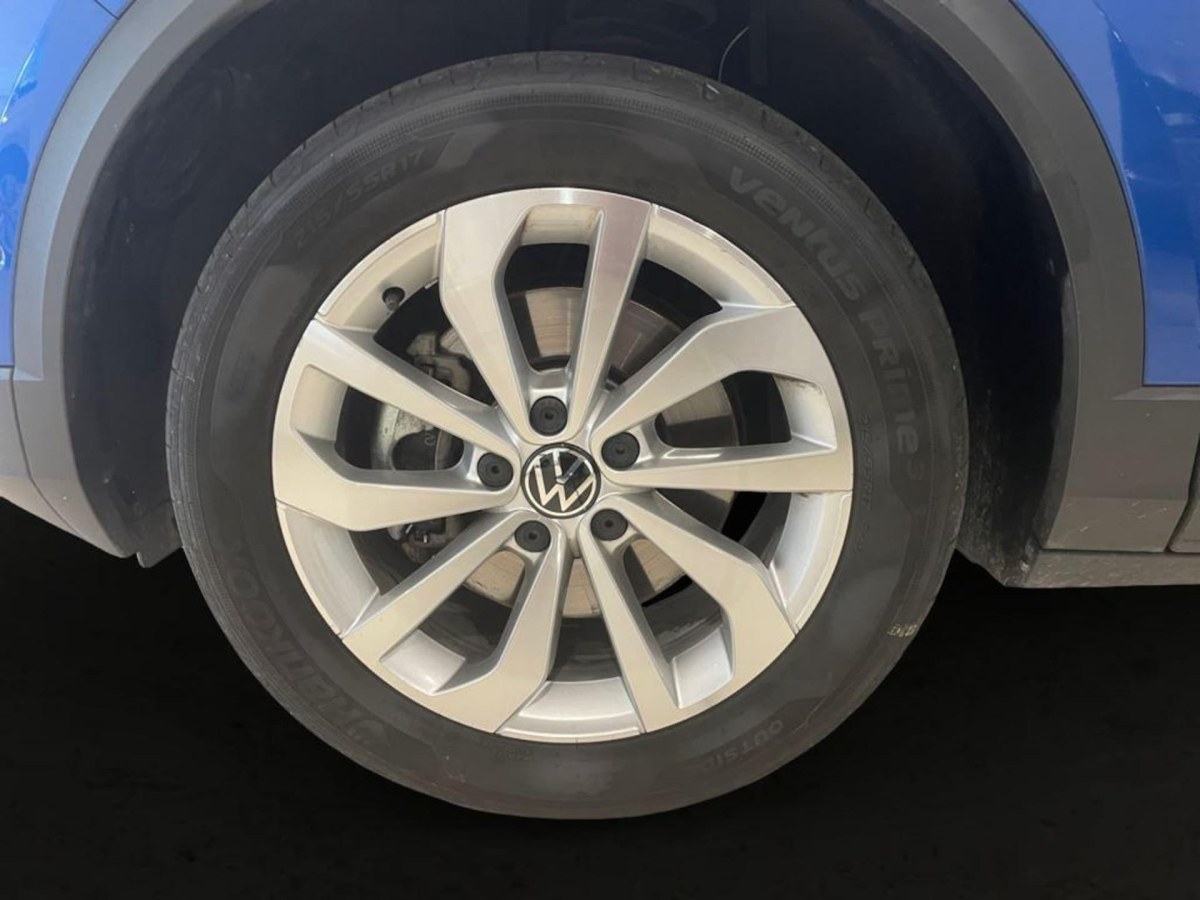 Volkswagen T-Roc Más